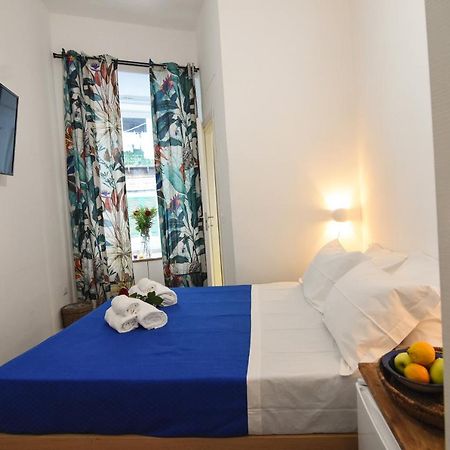 La Dimora Di Artemide B&B Napoli Eksteriør billede