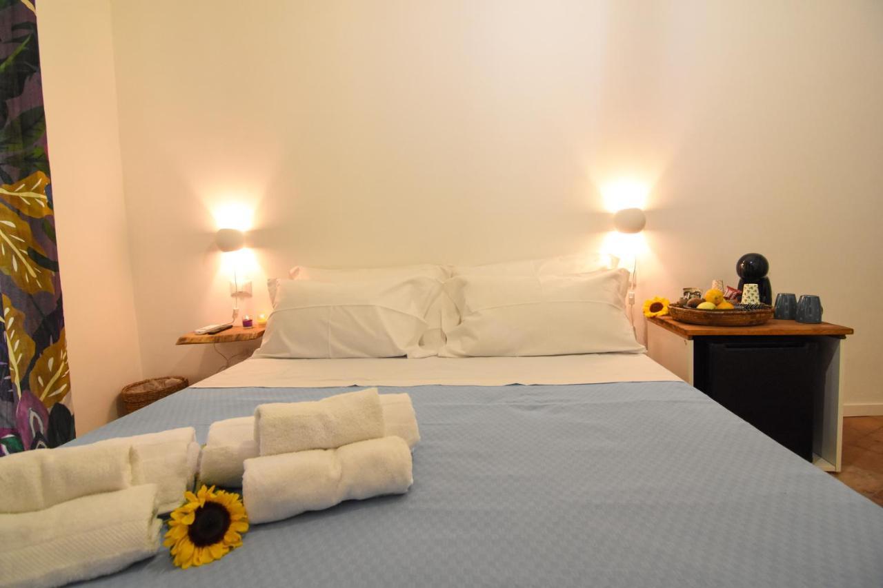 La Dimora Di Artemide B&B Napoli Eksteriør billede